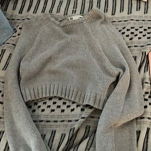 Cropped RSQ grey sweater